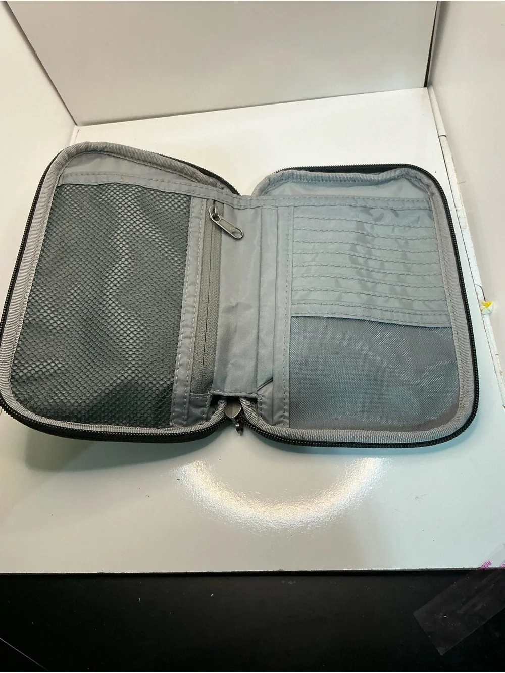 Eagle Creek Black Travel Wallet Organizer